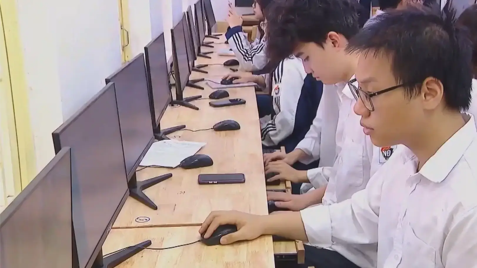 Lùi công bố điểm chuẩn đại học 2025 sang 22/8